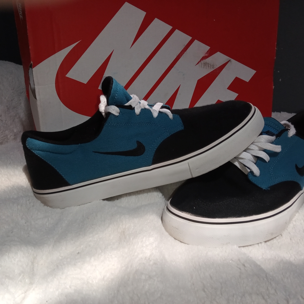 Nike Black and Blue Sneakers with Classic Design